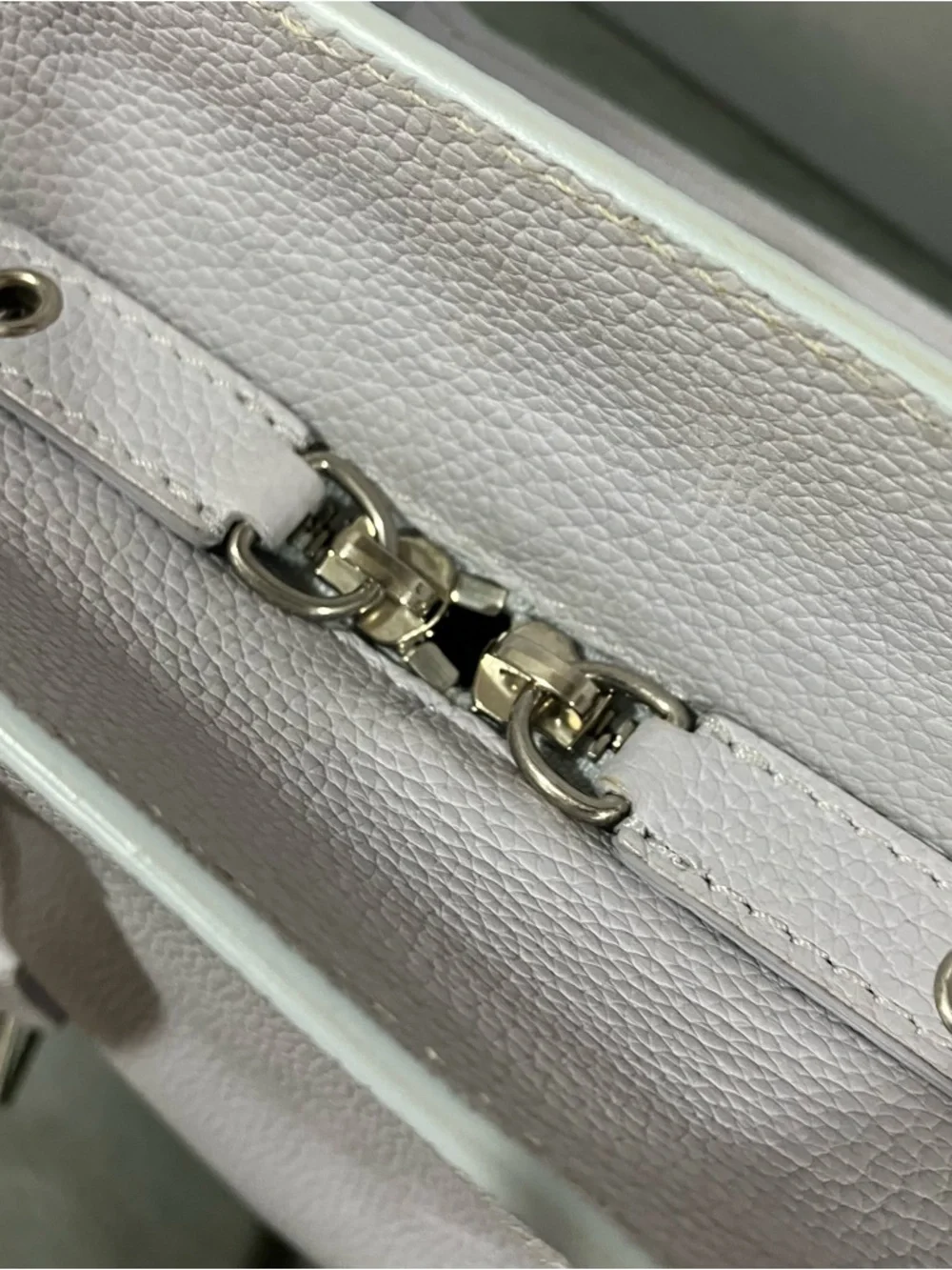 ALEXANDER MCQUEEN Pebbled Calfskin Small Skull Padlock Zip Around Tote w COA